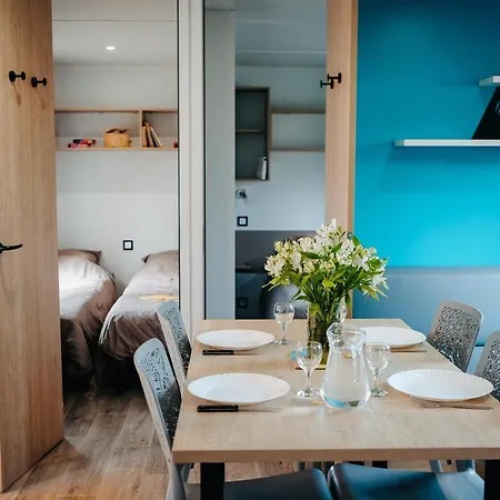 Mobil Home Xxl 4 Chambres - Camping La Pointe De Roscoff Exterior photo
